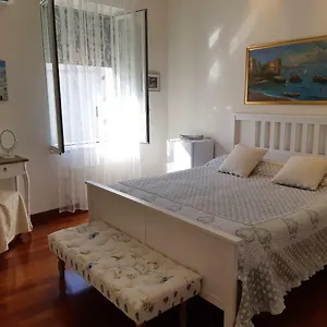 Dolce Vomero , Napoli Italia